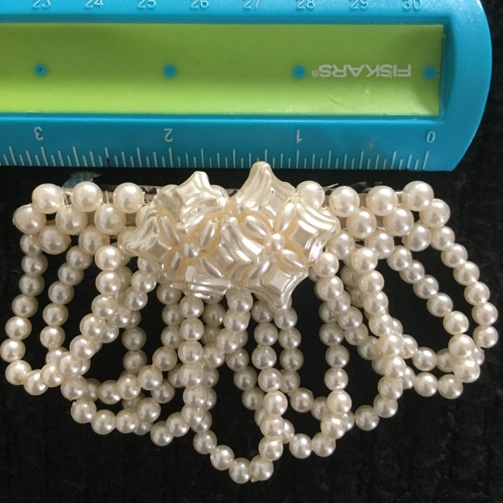 Hair barrette